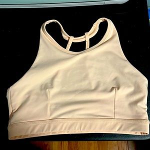 Mono b sports bra